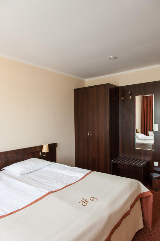 Hotel Ostrawa Wodzislaw Slaski Luaran gambar