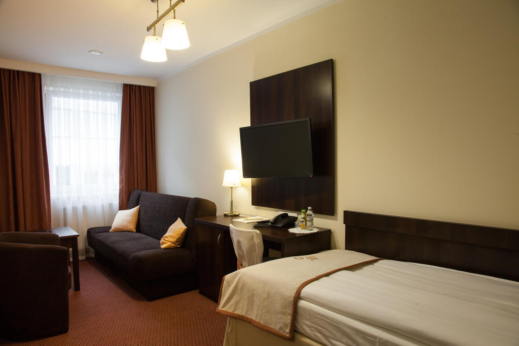 Hotel Ostrawa Wodzislaw Slaski Bilik gambar